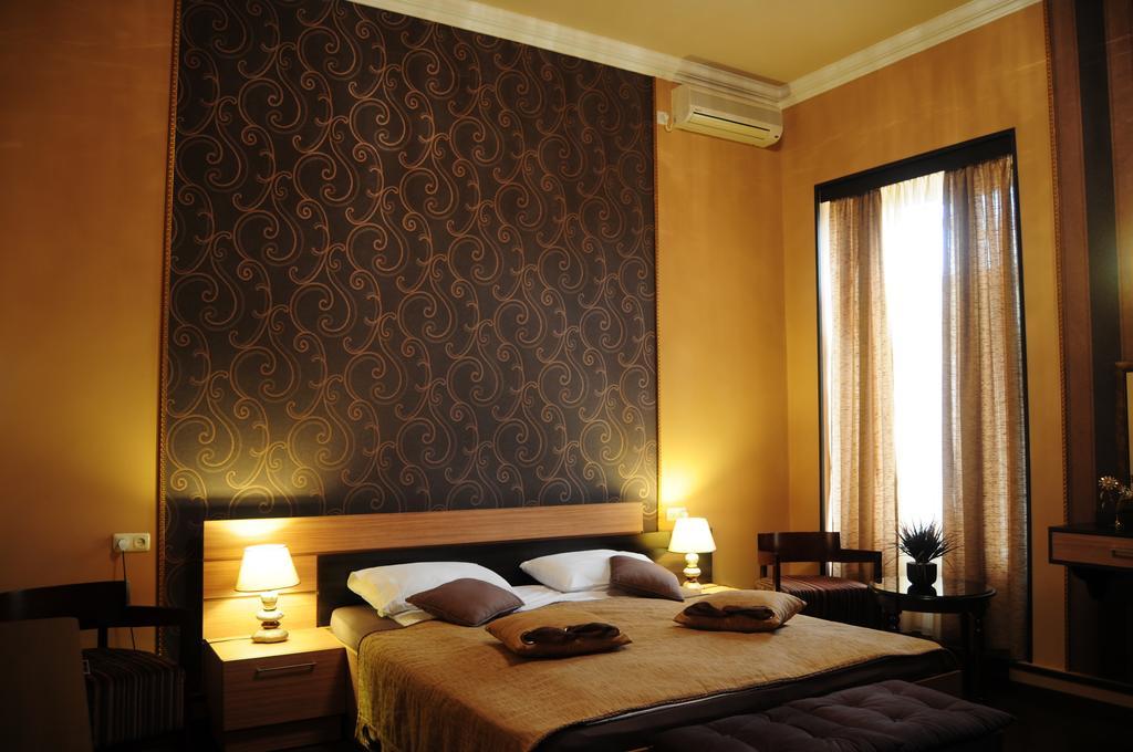 Azoyan Guest House エレバン 部屋 写真