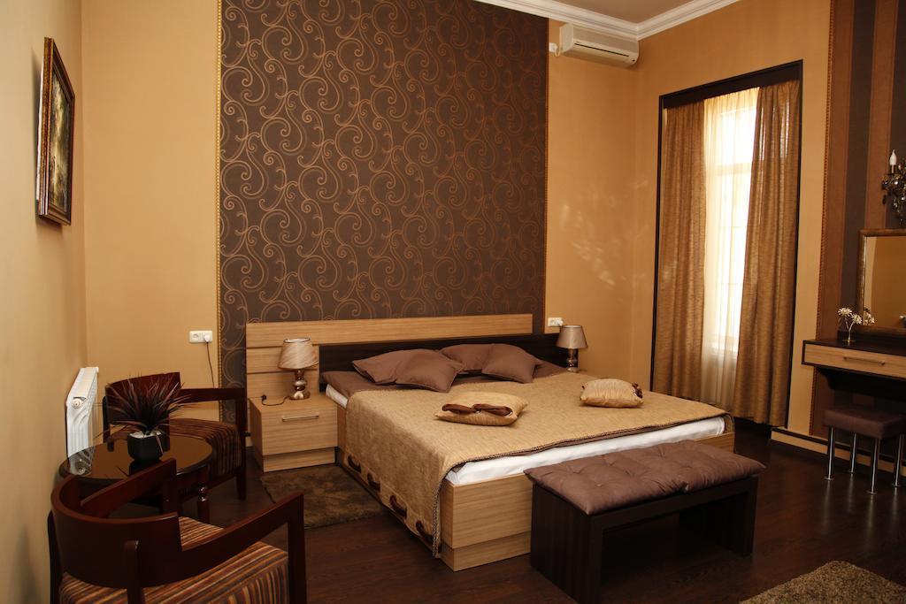 Azoyan Guest House エレバン 部屋 写真